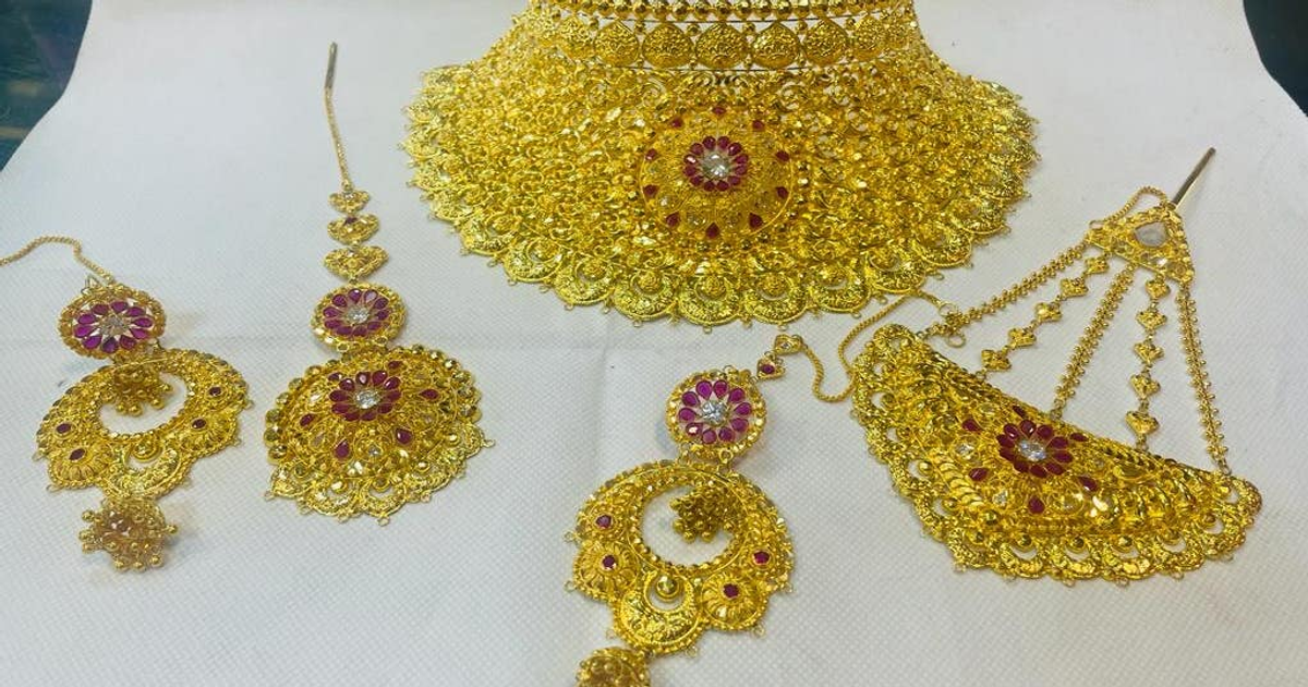 Bromley burglary: £500,000 jewellery stolen from home