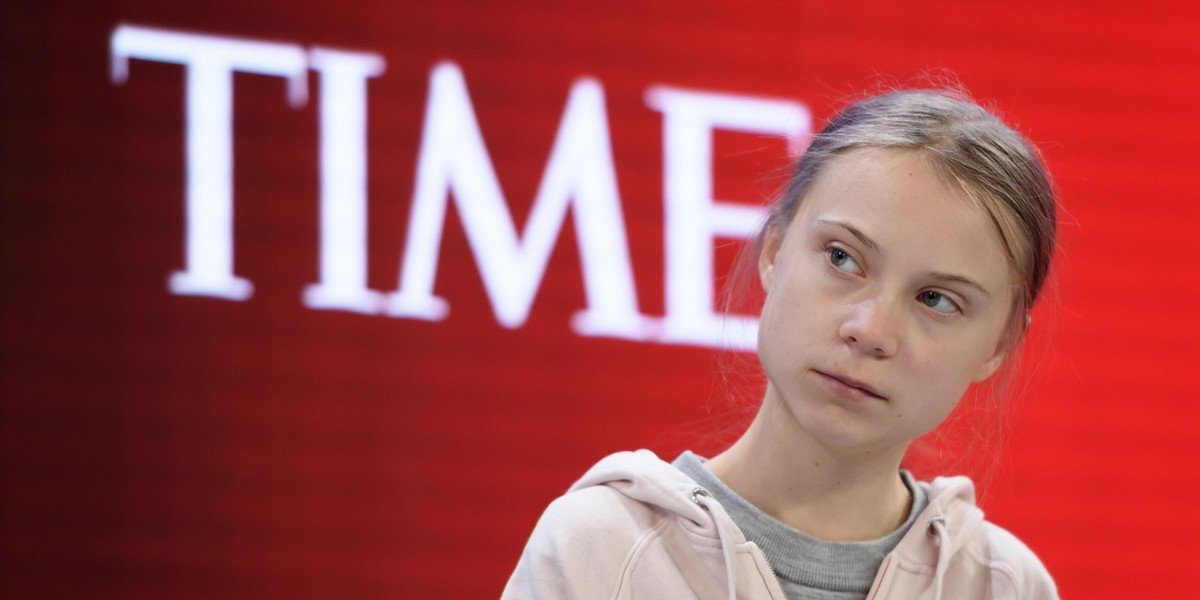 "Nie jestem osobą, która może narzekać na to, że nie jest wysłuchiwana" - powiedziała Greta Thunberg, wywołując śmiech publiczności podczas sesji panelowej w Davos zatytułowanej "Tworzenie zrównoważonej ścieżki w kierunku wspólnej przyszłości".