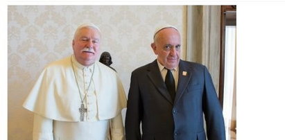 Wałęsa chce być papieżem!