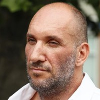 Berki Krisztián lakásánál haláleset miatt rendőrök helyszíneltek ma reggel