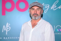 To on miał zaatakować posła PiS w Sejmie. Prawniczka aktora z "M jak miłość" zabrała głos