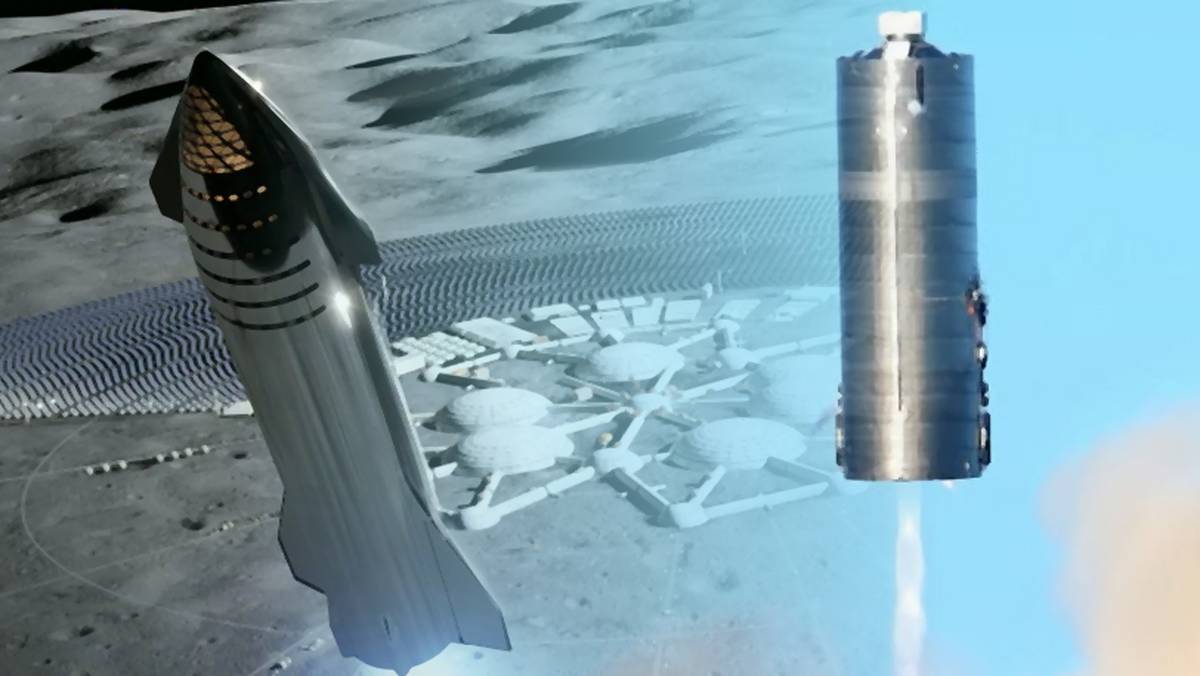 Starship - po lewej finalna wersja, po prawej - prototyp