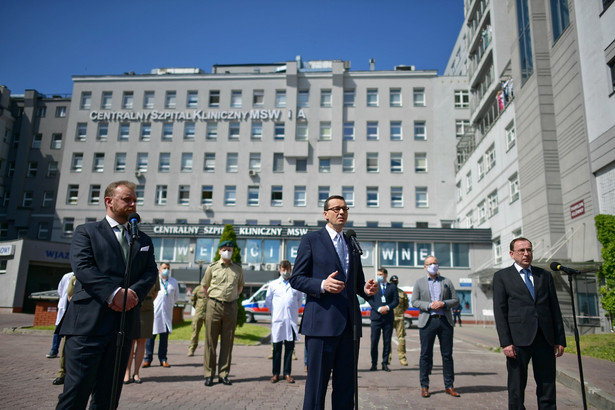 Mateusz Morawiecki, Łukasz Szumowski, Mariusz Kamiński