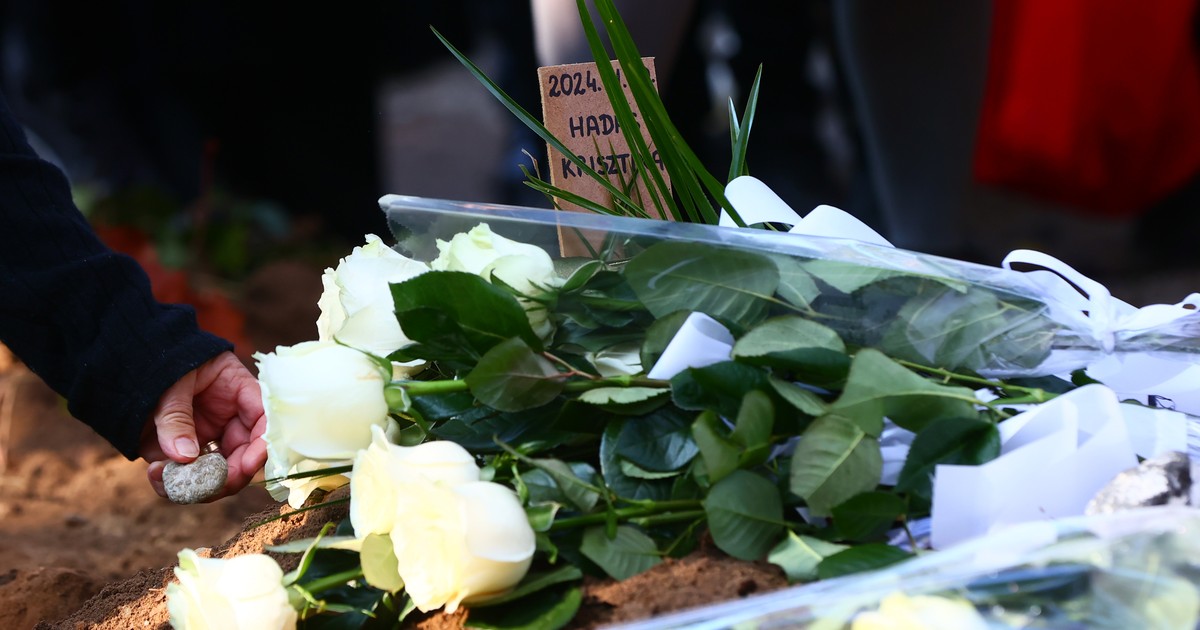 Ilyen volt Hadas Kriszta mai temetése – képgaléria
