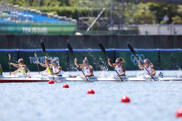 Karolina Naja, Anna Puławska, Justyna Iskrzycka i Helena Wiśniewska