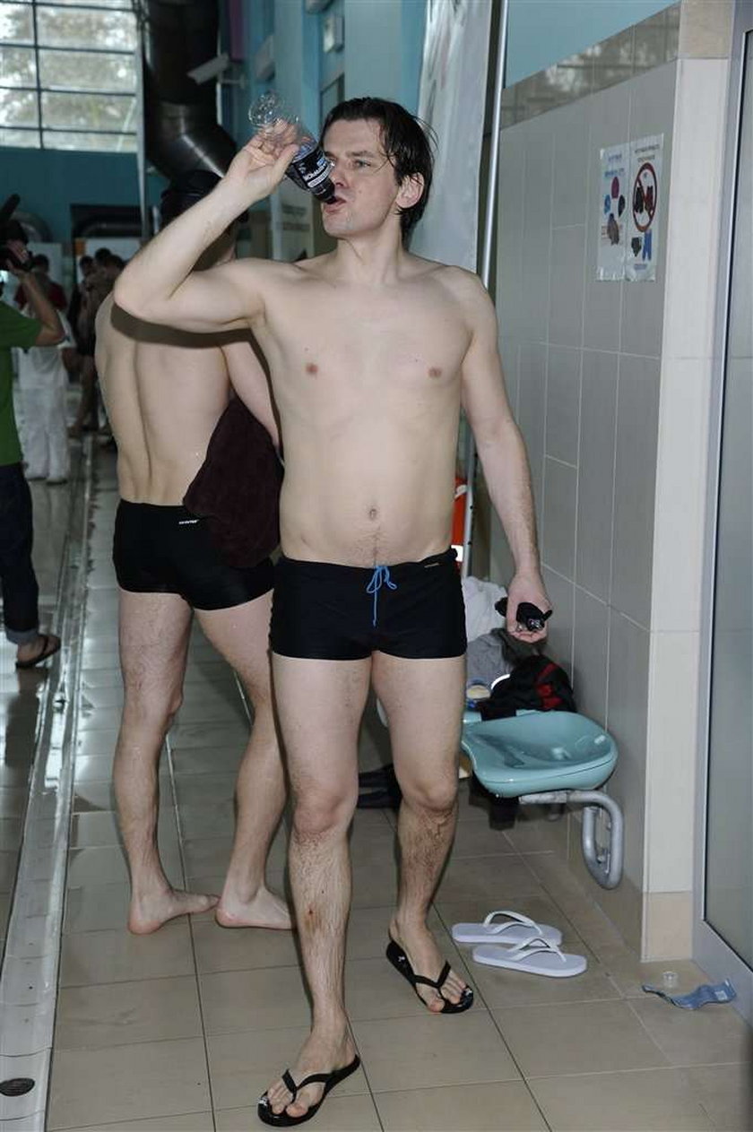 Mistrzostwa aktorów w pływaniu 2012