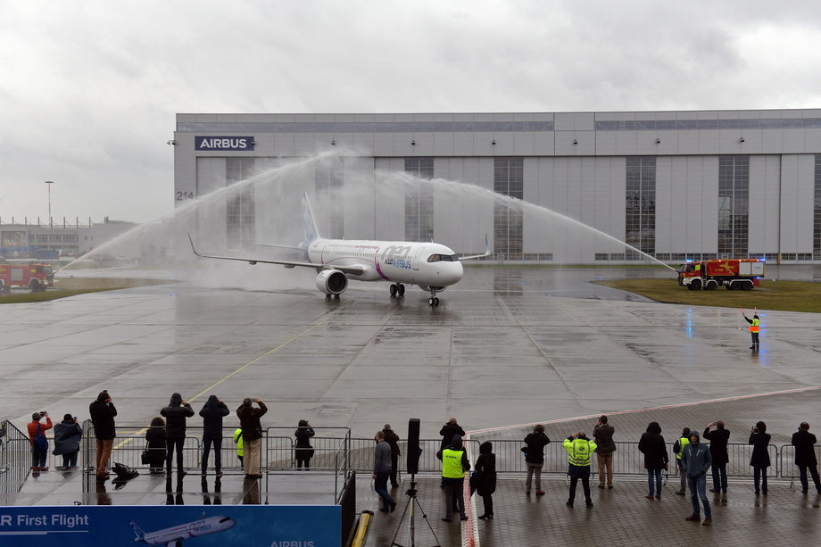Samolot Airbus A321LR po pierwszym locie