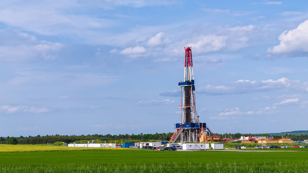 Prezes Stowarzyszenia Inżynierów i Techników Przemysłu Naftowego w Lublinie Janusz Kobylański mówił, że oczekiwanie wobec wydobycia gazu łupkowego są duże, ale rzeczywistość "geologiczna" trudniejsza, niż w Stanach Zjednoczonych.