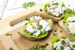 Awanturka to przebój kuchni PRL. Spróbujcie, idealna na kanapki i jako przekąska na domówkę