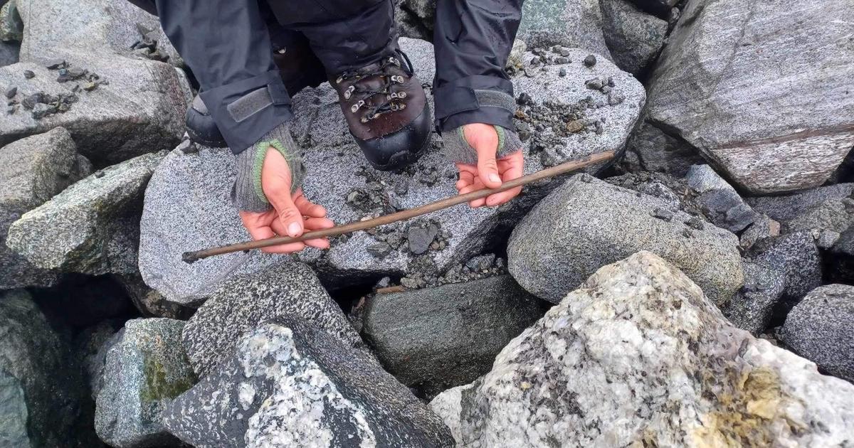 Smeltende is i Norge har avslørt en 4000 år gammel pil som sannsynligvis gikk tapt da eldgamle jegere siktet mot rein – men som nå er et «mål for arkeologi»