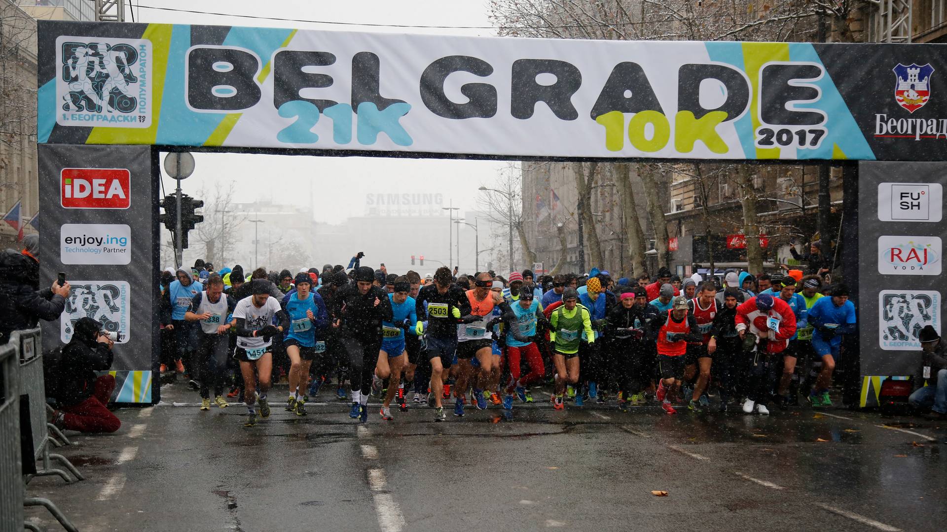 Učesnici BG polumaratona objasnili su nam zašto su trčali po snegu