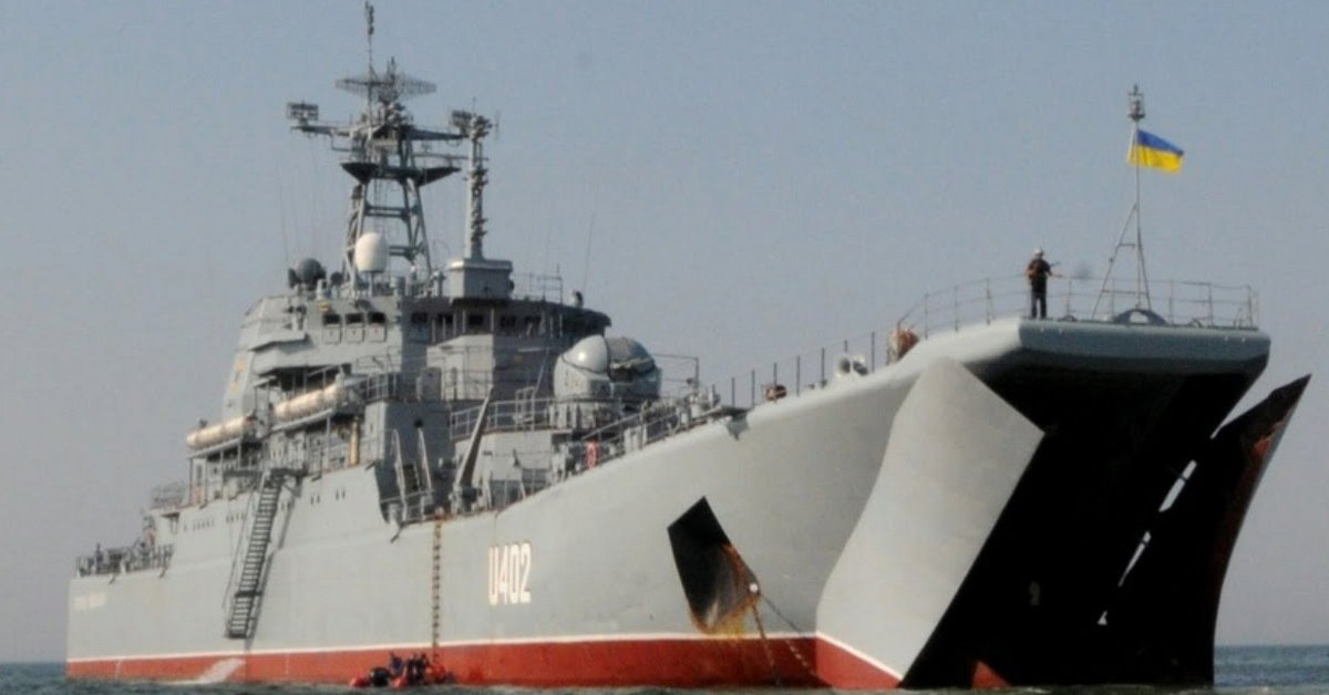Ucrainenii au distrus o navă de debarcare de fabricație poloneză capturată de Rusia în 2014.
