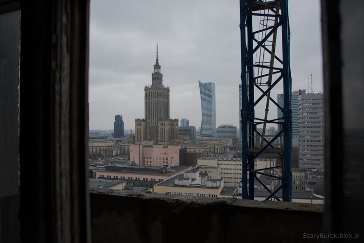 Warszawski wieżowiec Prudential od środka