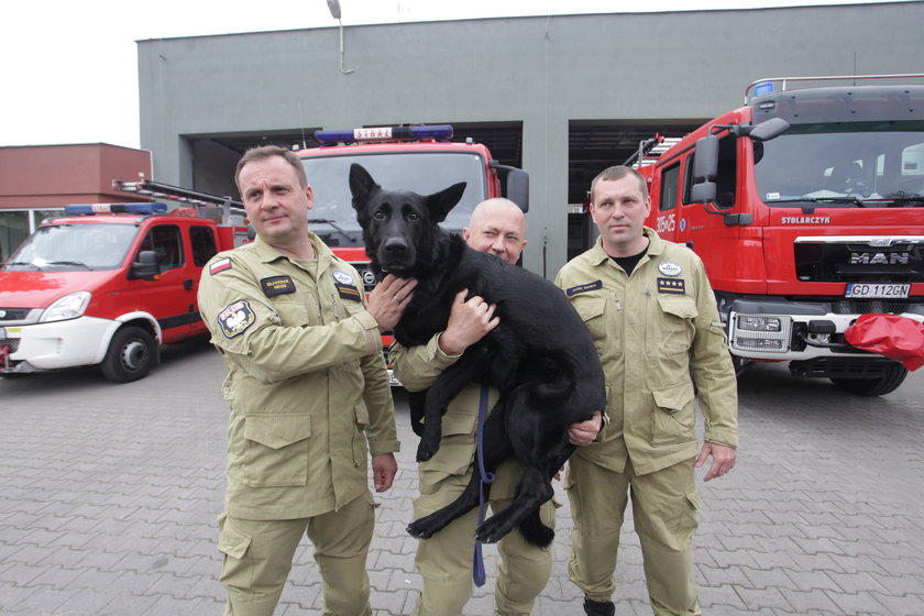 Strażacy z Gdańska, którzy wrócili z Nepalu