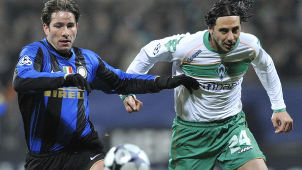 Brazylijczyk Maxwell stracił miejsce w pierwszym składzie Interu Mediolan i jest zdecydowany zmienić otoczenie. Zawodnik chce rozwiązać umowę, która wiąże go z zespołem Nerazzurri.