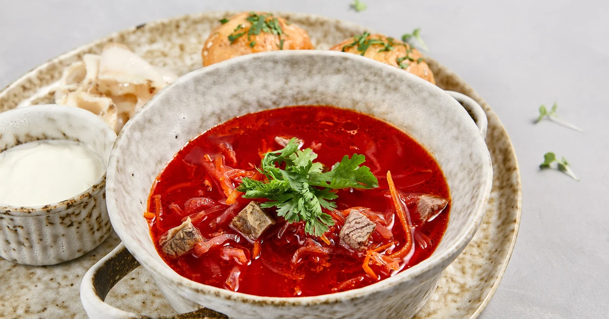 Przepis na najlepszy barszcz ukraiński – krok po kroku