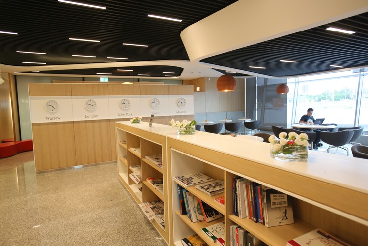 Warszawskie lotnisko Okęcie