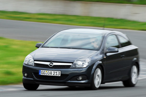 Opel Astra GTC