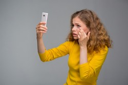 Nie lubisz tego, jak wychodzisz na zdjęciach? To może być poważne zaburzenie...