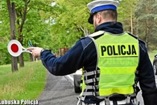 Żegnaj się z dowodem rejestracyjnym. Ostrzejsze prawo zaskoczy kierowców