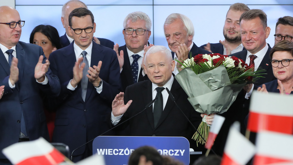 PiS walczy o "wahające się" sejmiki. "W strukturach panuje chaos"