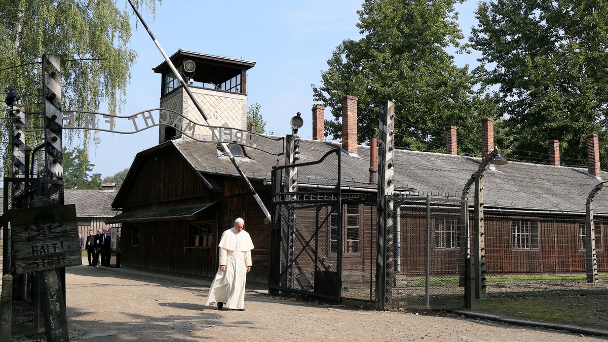 OŚWIĘCIM ŚDM AUSCHWITZ I (papież Franciszek)