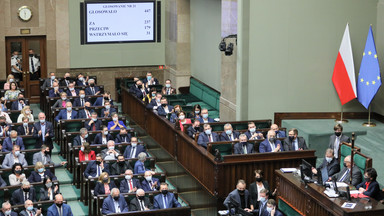 Gorąca dyskusja w Sejmie. Posłowie zagłosowali za przedłużeniem stanu wyjątkowego