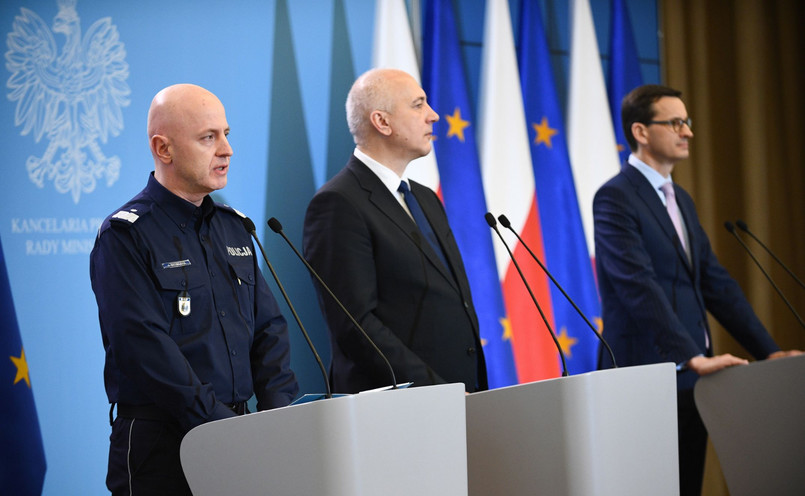 gen. Jarosław Szymczyk, Joachim Brudziński i Mateusz Morawiecki