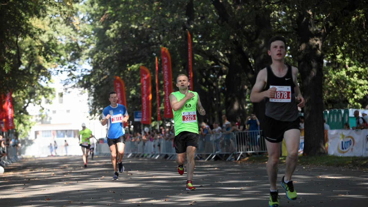 Kenijczycy Kyeva Cosmas Mutuku i Stellach Jepngetich Barsosio zwyciężyli w 34. PKO Wrocław Maratonie. Świetnie pobiegł Paweł Ochal, który był czwarty. Metę pokonało ponad 4500 osób