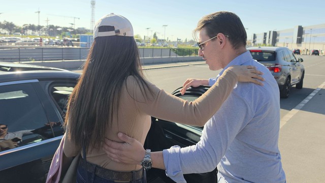 Tanja Savić i Muki na aerodromu