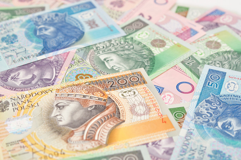 Do końca lutego ministerstwo finansów pożyczyło ponad 21 miliardów złotych, wobec ponad 35 miliardów zaplanowanych na ten rok.