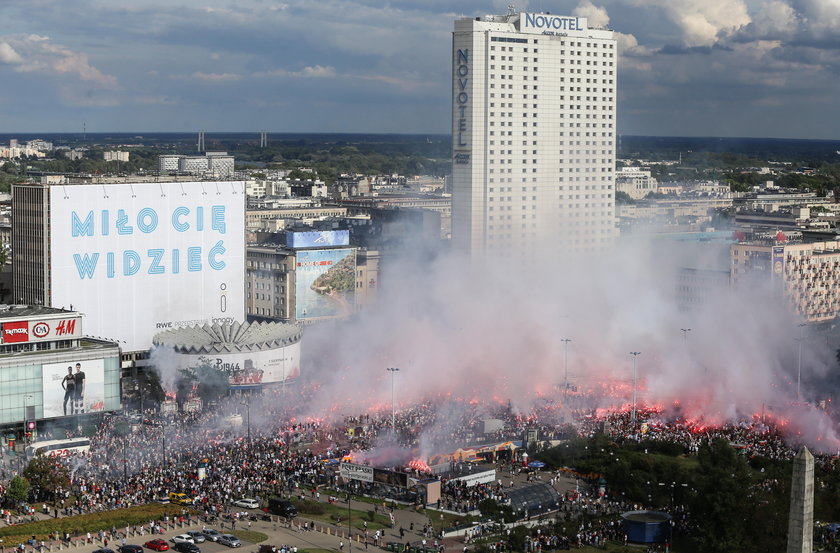 Polacy uczcili pamięć o Powstaniu Warszawskim