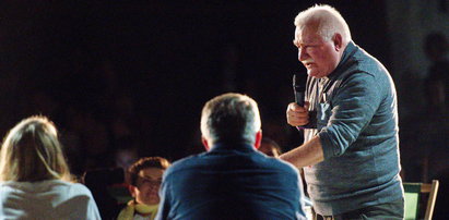 Lech Wałęsa wyszedł w trakcie sztuki o "Solidarności". Był tak zły, że poszedł się napić