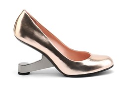 Naga prawda o niezwykłych butach