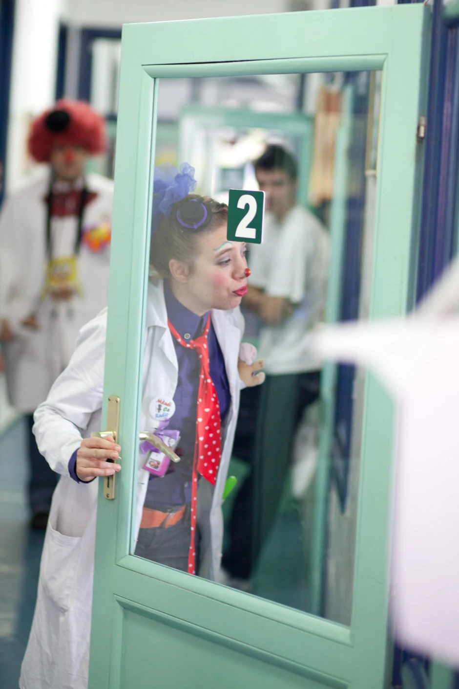 Dr Klovnovi postoje od 2003. godine