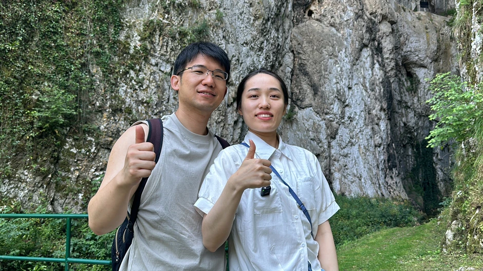 1718796078 uzice-kineski-turisti-potpecka-pećina-fotorina1