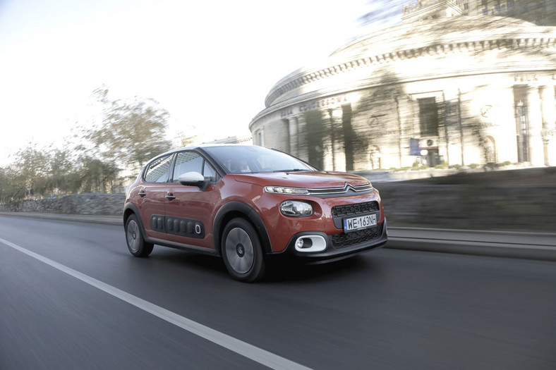 Citroën C3 1.2 PureTech 82 - uprzyjemni stanie w korkach