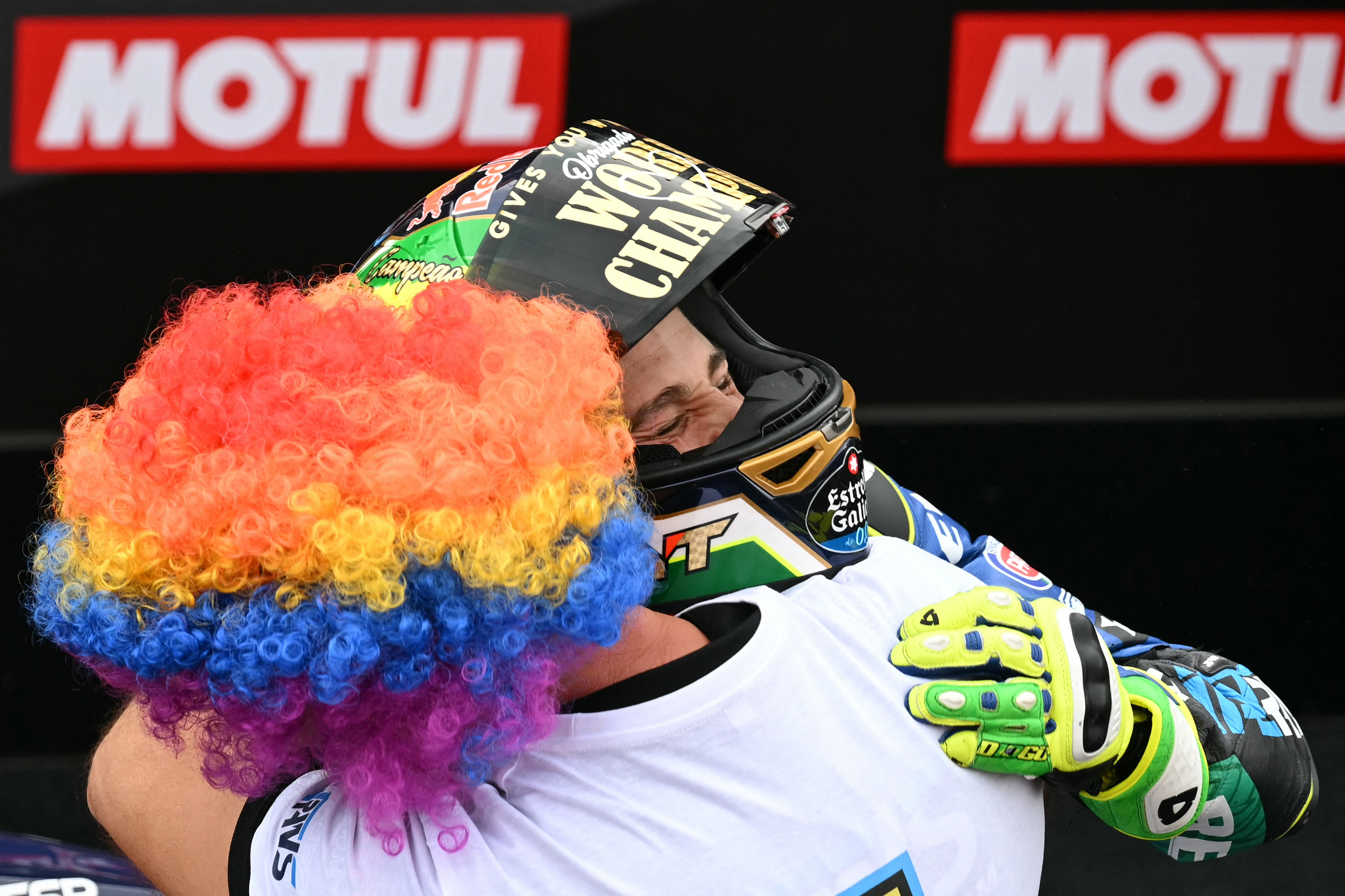 Moreira hace historia: primer brasileño campeón mundial de Moto2