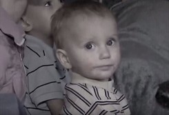 Kontrowersje wokół nowego spotu PiS. PO: W klipie są zdjęcia dzieci z zagranicy