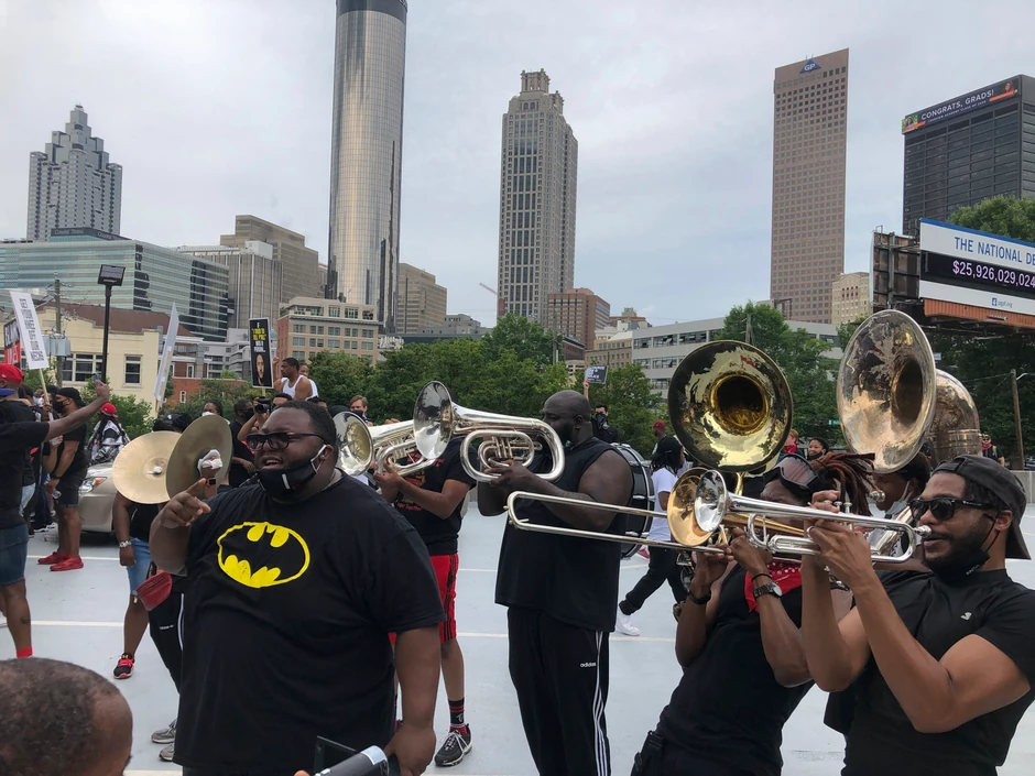 Trubači u centru Džordžije