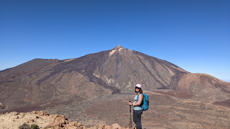 Park Narodowy Teide. Alto de Guajara i widok na wulkan Teide, Teneryfa.