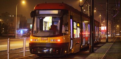 10-latek sam nocą w tramwaju. Napędził mamie strachu