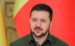 Zełenski w rocznicę Hołodomoru: Wielu osobom grozi śmierć głodowa...