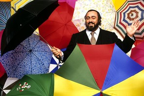 LUCIANO PAVAROTTI, LONDON, BRITAIN - 1992