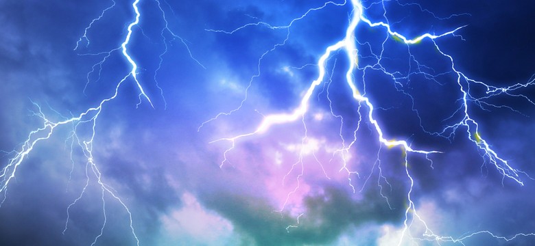 Burze i podtopienia. Alert RCB dla dziewięciu województw