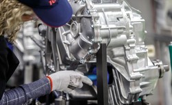 Toyota rusza w Polsce z NOWĄ inwestycją. Koncern już sypie miliardami