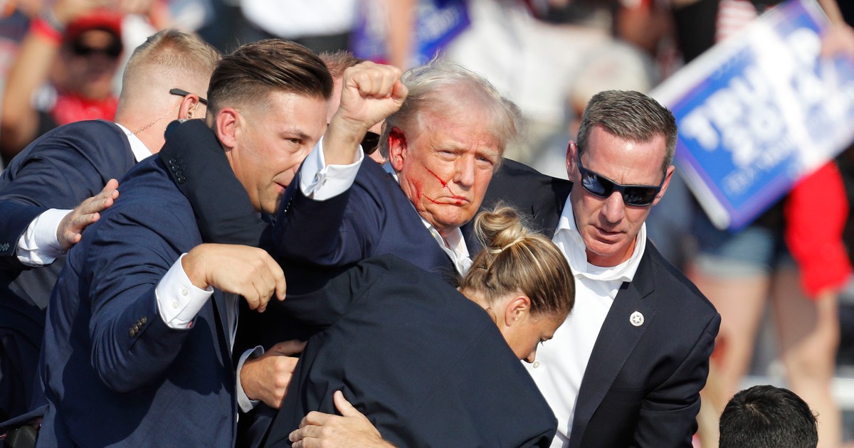 În culisele reacției lui Donald Trump.  „El crede că a primit un dar de la Dumnezeu.” [RELACJA NA ŻYWO]