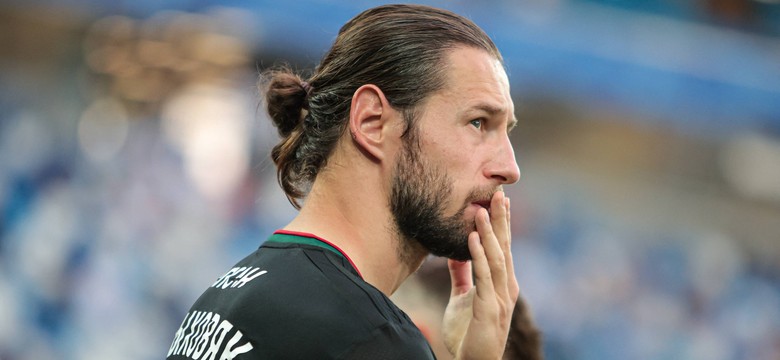 "Nowy byk w mieście". Krychowiak zaprezentował barwy nowego klubu