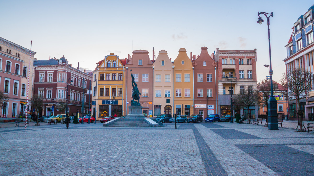 Grudziądz z początkiem 2020 roku zmienił zasady funkcjonowania Strefy Płatnego Parkowania. Co warto o niej wiedzieć? Podpowiadamy.