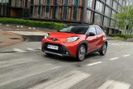 Czy udało się miejskiego hatchbacka zmienić w crossovera? Test nowej Toyoty Aygo X